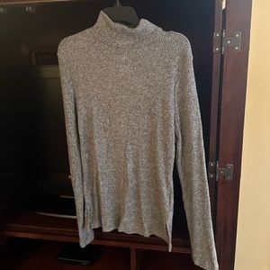 Gray ribbed turtleneck